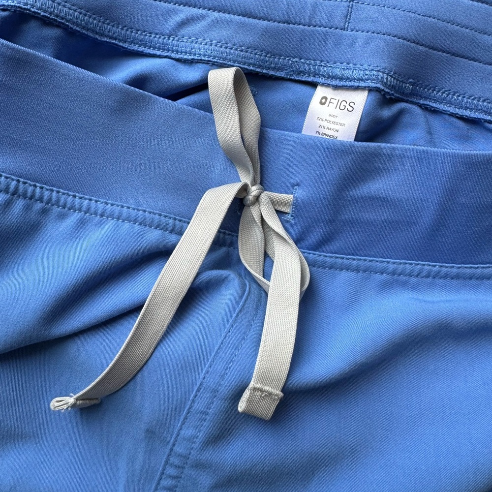 FIGS Women’s Scrub Pants